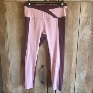 ATHLETA Chroma Crossover  7/8 Thight‎ Legging